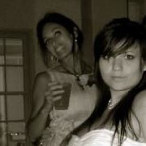 Meet your Posher, Leslie